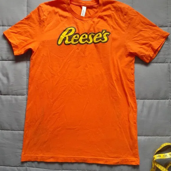 Reese's Peanut Butter Cup Logo T-shirt Unisex Med Orange Bella Canvas Candy Tee - Picture 1 of 7